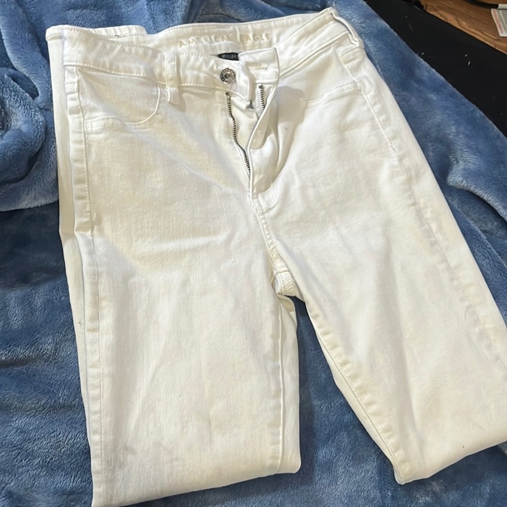 American eagle white jeans
